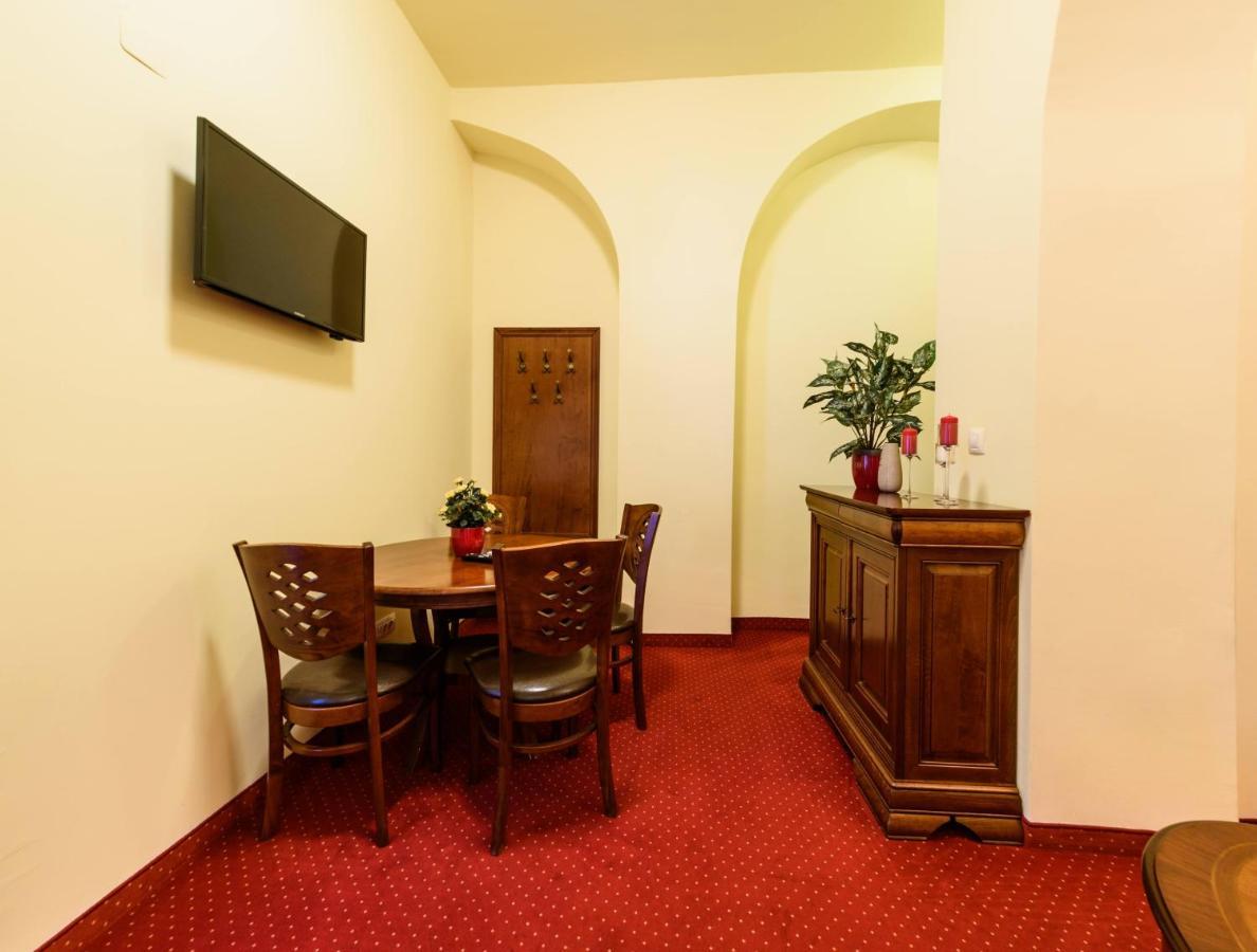 Apartament Baroc Timisoara Luaran gambar