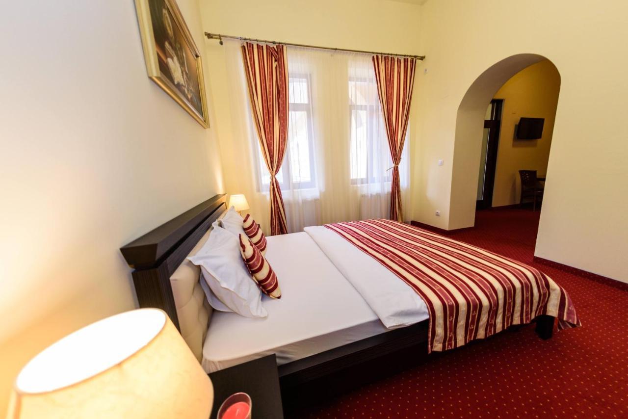Apartament Baroc Timisoara Luaran gambar